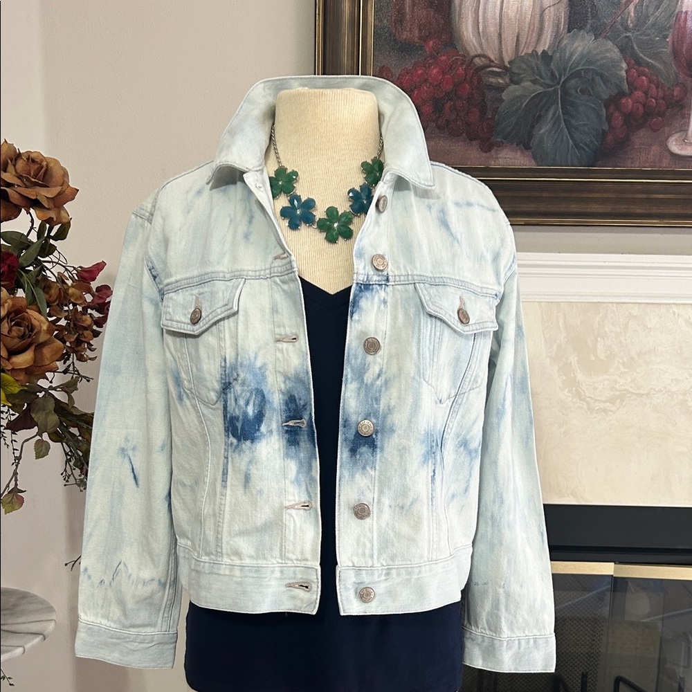 GAP Light Blue Tie-Dye Denim Jacket